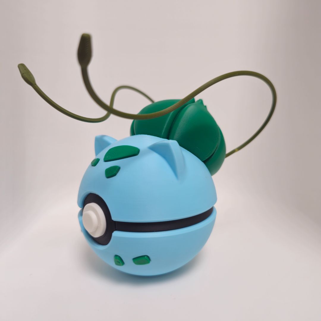 0001 Bulbasaur Poké Ball