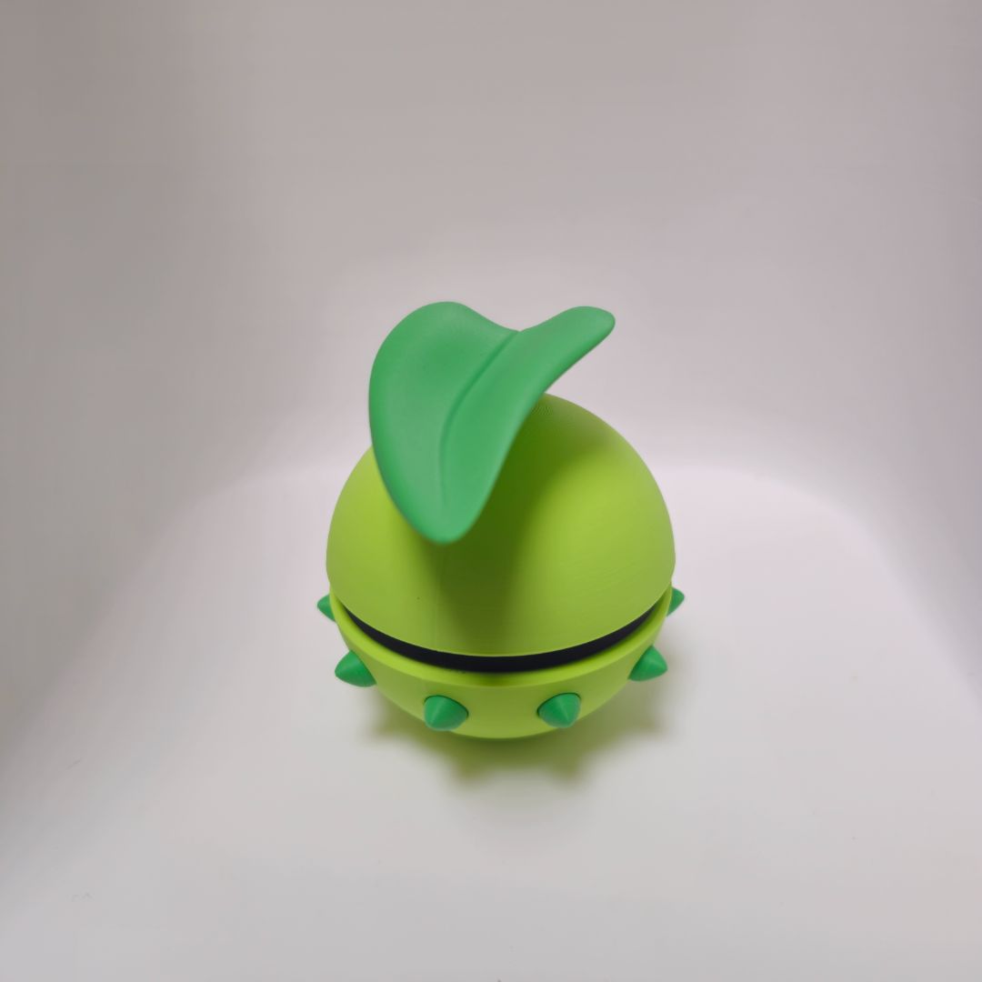 0152 Chikorita Poké Ball