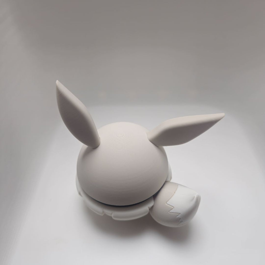 0133 Shiny Eevee Poké Ball