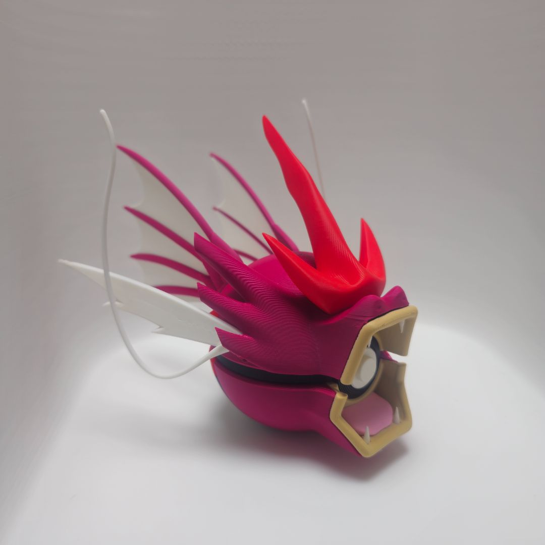 0130 Shiny Mega Gyarados Poké Ball