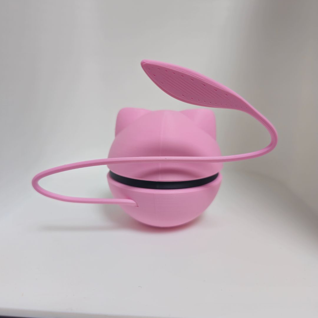 0151 Mew Poké Ball