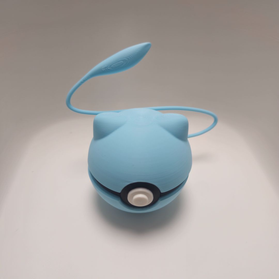 0151 Shiny Mew Poké Ball