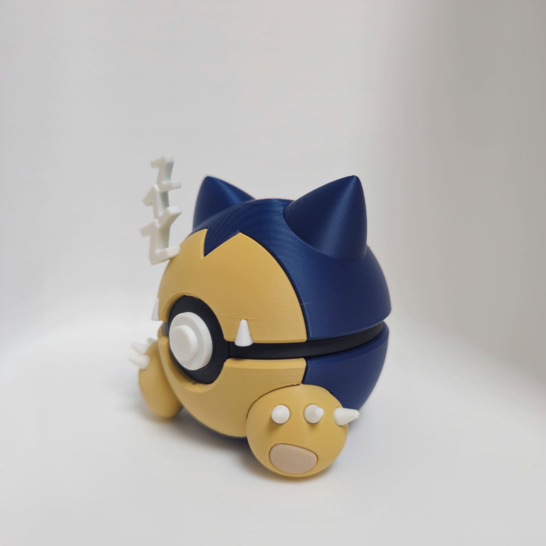 0143 Snorlax Poké Ball